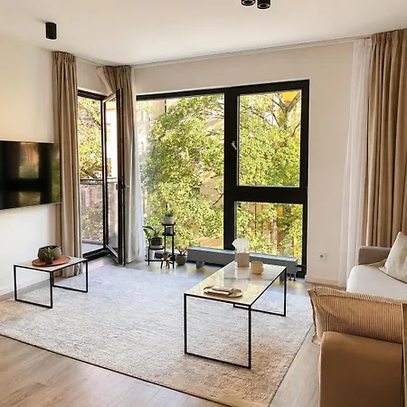 Nathalies Nest Quiet Sunny Balcony In Andel Praga