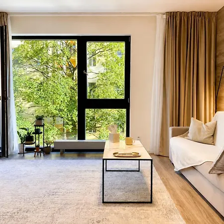 Nathalies Nest Quiet Sunny Balcony In Andel Apartamento Praga
