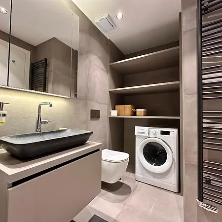 Nathalies Nest Quiet Sunny Balcony In Andel Apartamento *
